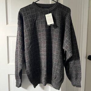 NWT Neutral brown black and grey sweater size medium